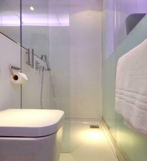 标准单人间, Yotelair London Gatwick Airport
