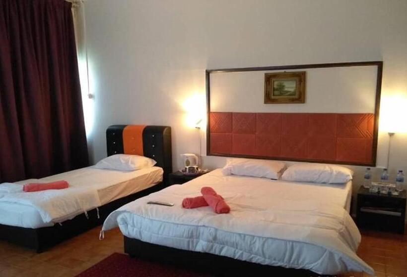 Номер Стандарт, Green Town Hotel & Resort Port Dickson