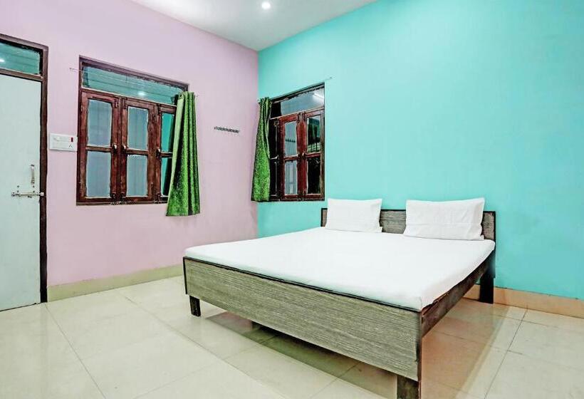 Номер Стандарт, Oyo V K Guest House