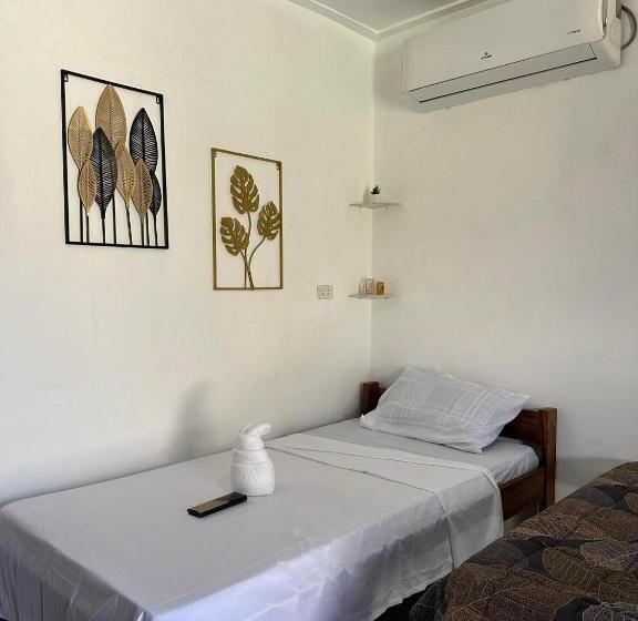 اتاق خانوادگی, Trisha Guesthouse