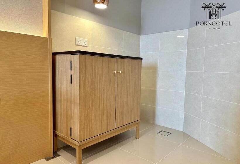 Семейный Номер Вид на Море, Borneotel The Shore Kk By Chg