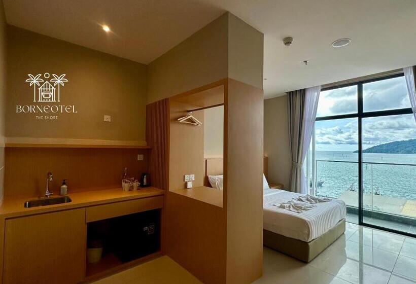 Люкс Superior Вид на Море, Borneotel The Shore Kk By Chg