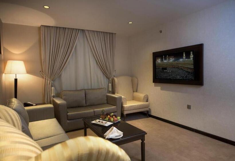 Deluxe Suite King Bed, Razana Al Rawadha