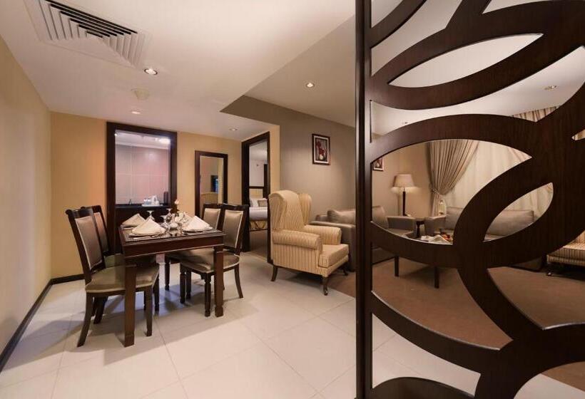 Deluxe Suite King Bed, Razana Al Rawadha