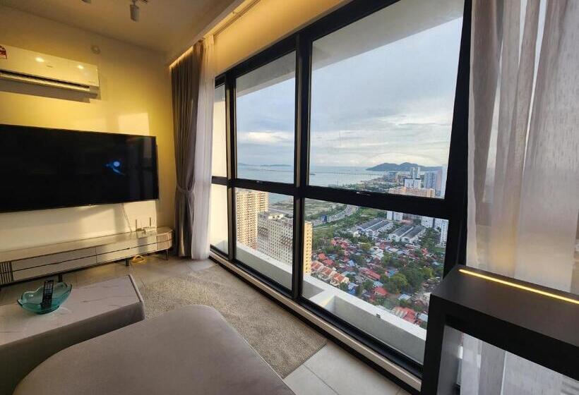 سوییت اجرایی, Urban Suite   George Town