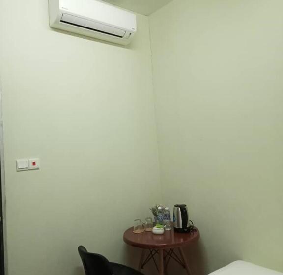 Номер Deluxe Кровать Кинг, Aeropod Hostel Economy Deluxe King Room