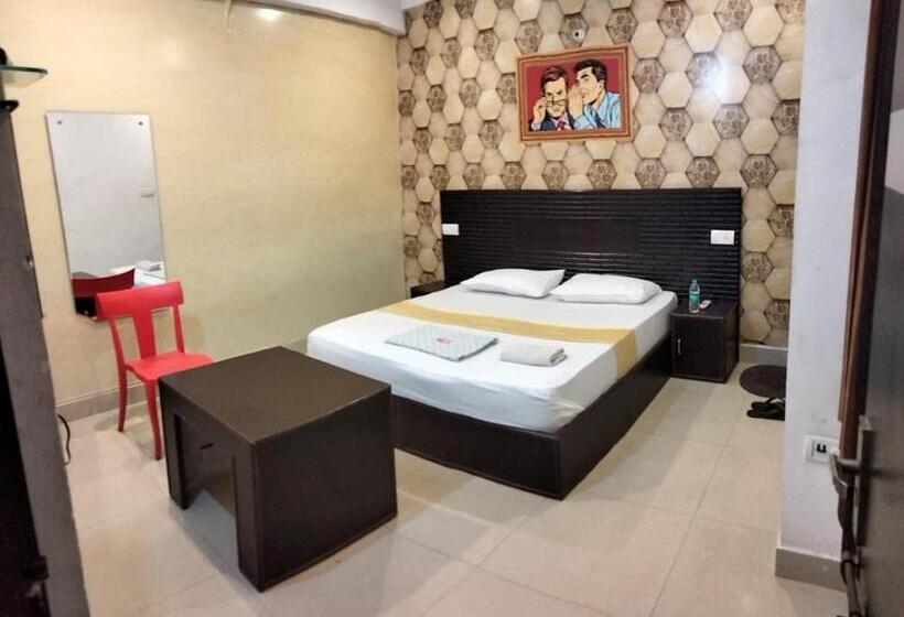 Президентский Люкс, Karnal Inn