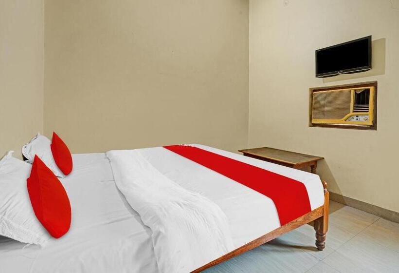 Трехместный Номер Классика, Om Residency