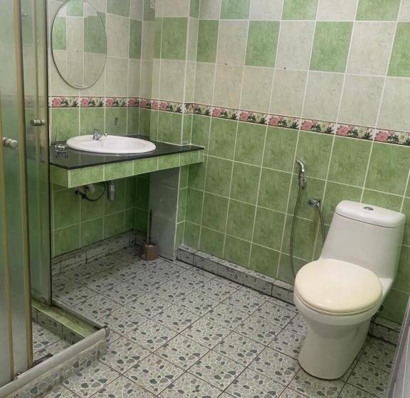 Дом 1 Спальня, Mawar Homestay Kuching