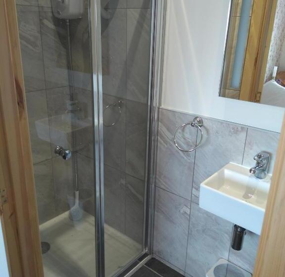 اتاق استاندارد با تخت بزرگ, Glen B&b