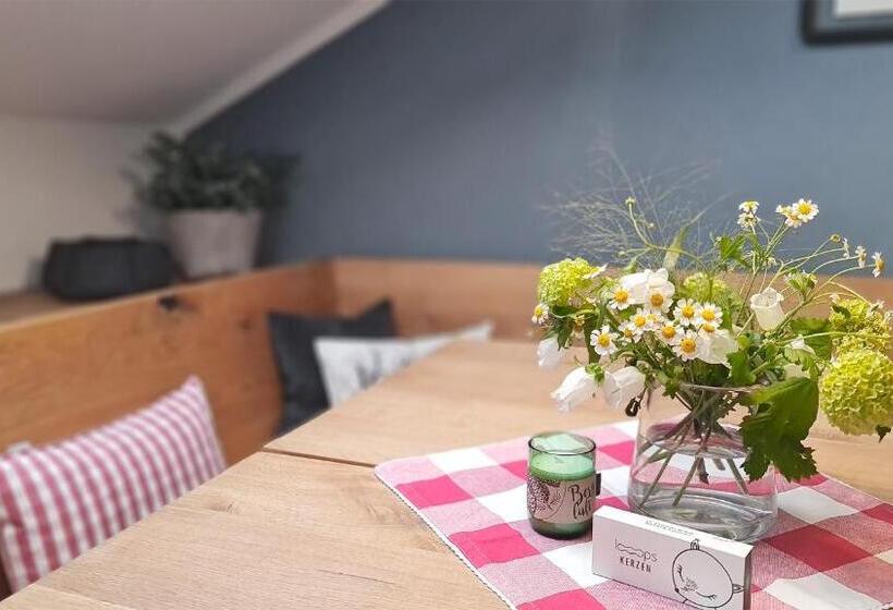Апартаменты 2 Спальни, Goldvogel Apartments