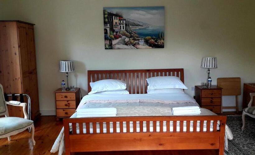 اتاق لوکس با تخت بزرگ, Newlands Lodge