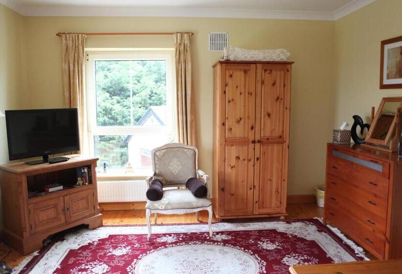 اتاق لوکس با تخت بزرگ, Newlands Lodge