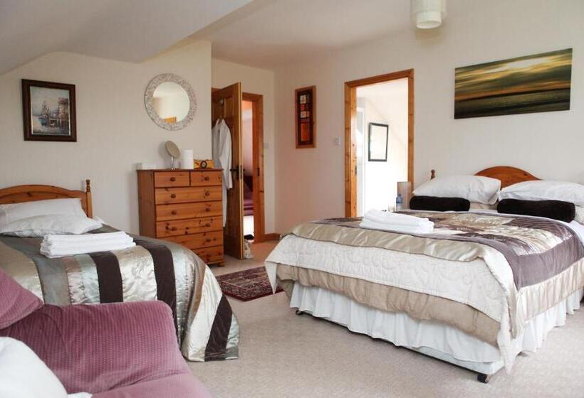 اتاق سوپریور با چشم‌انداز باغ, Newlands Lodge