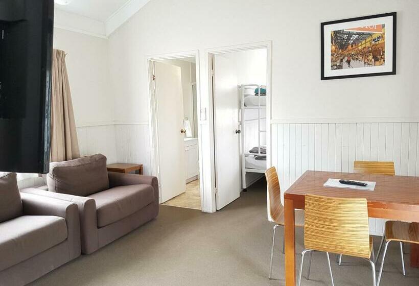 침실 2개 빌라, Canberra Carotel Motel