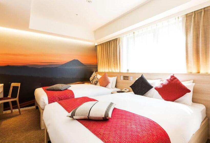 Номер Deluxe, Jal City Haneda Tokyo West Wing