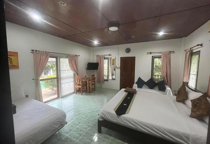 Номер Deluxe Кровать Кинг, Baan Sawainam