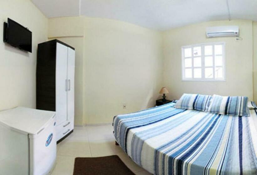 اتاق استاندارد سه نفره, Petit Rivera Hotel