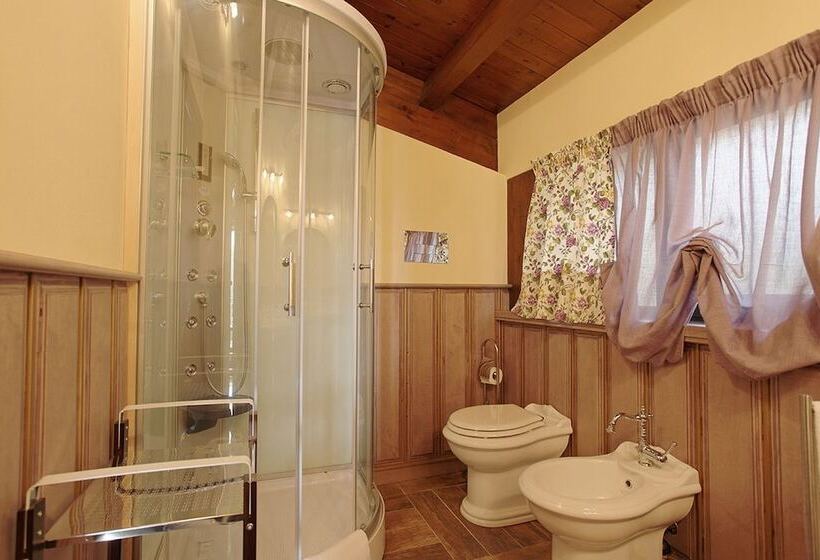 سوییت جونیور با چشمانداز شهر, B&b Villa Del Sole Relais