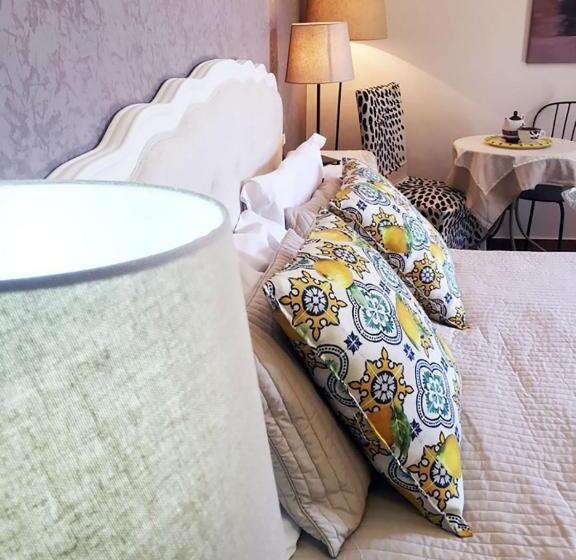 اتاق لوکس, B&b Villa Del Sole Relais