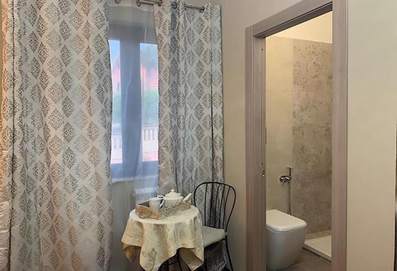 اتاق لوکس, B&b Villa Del Sole Relais