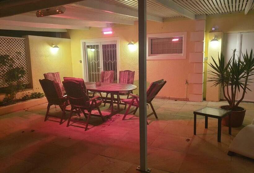 خانه 2 خوابه, Constantia Cottages