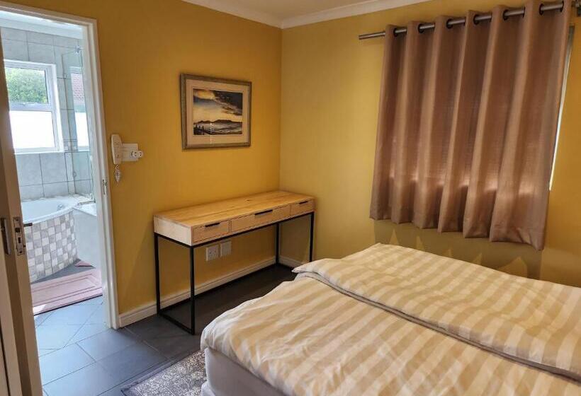 خانه 2 خوابه, Constantia Cottages