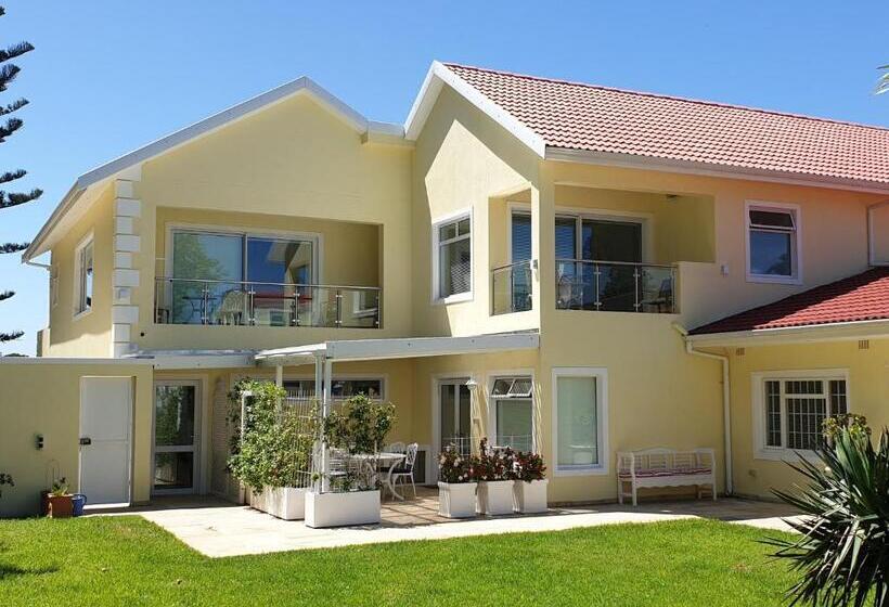 آپارتمان 1 خوابه با تراس, Constantia Cottages