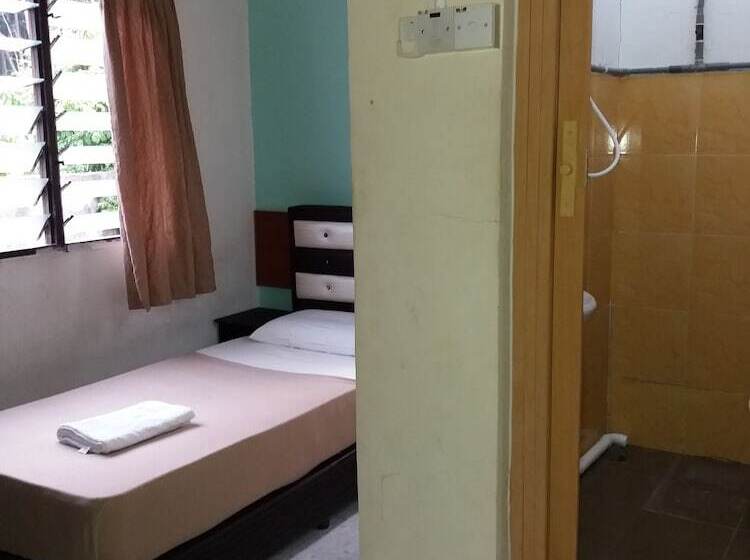 Quarto Estandar Individual, De Chempedak 1