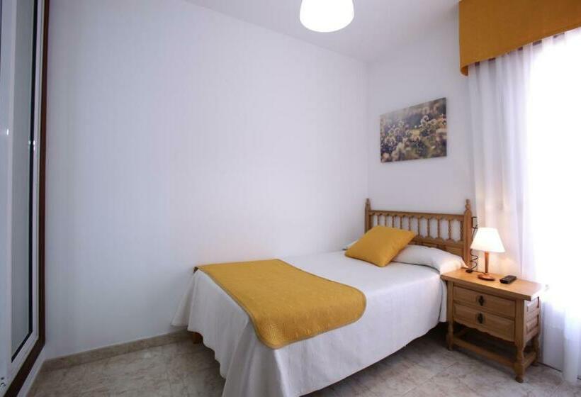 Одноместный Номер с Террасой, Hostal San Roque