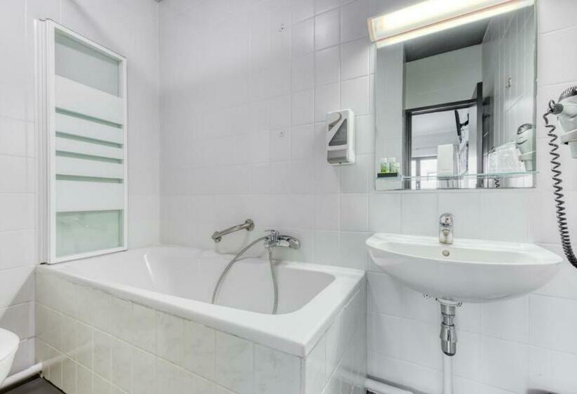Номер Стандарт, Hôtel De La Gare