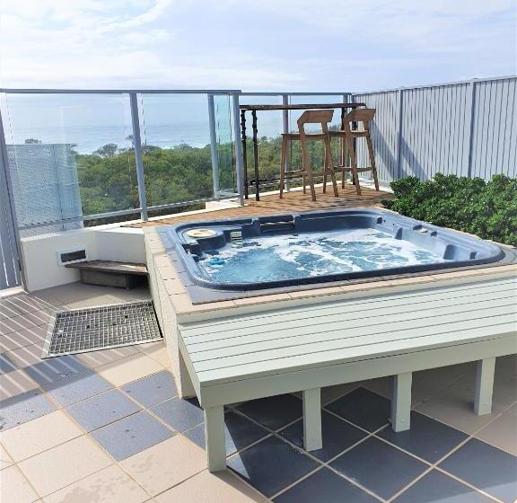 Апартаменты 1 Спальня Вид на Море, White Shells Luxury Apartments