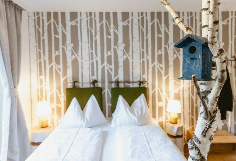 غرفة قياسية مزوَّدة بشُرفة, Das Franzl   Bett & Brot