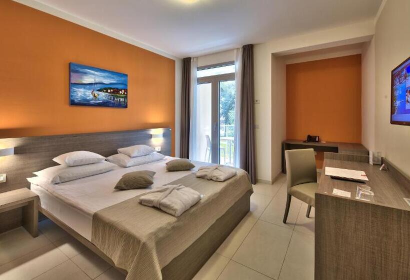Pokój Standard z Balkonem, Crvena Luka Resort