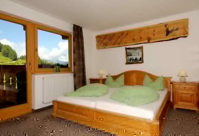 マウンテンビューファミリールーム, Berghotel Gerlosstein
