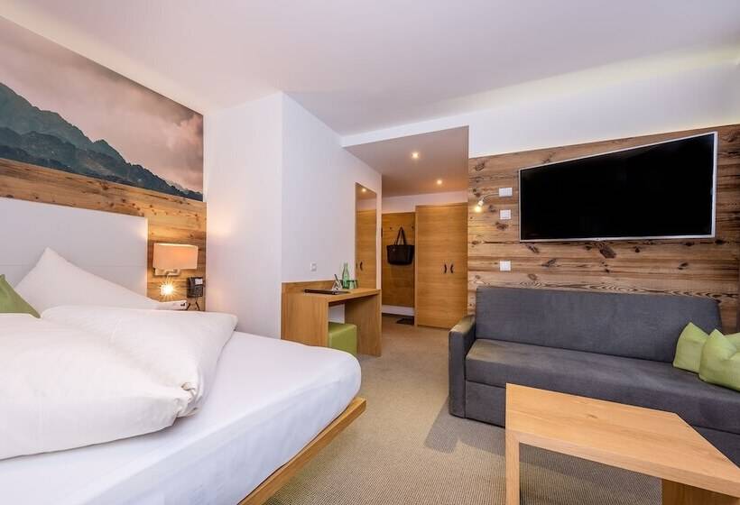 اتاق لوکس, Mountain Resort M&m