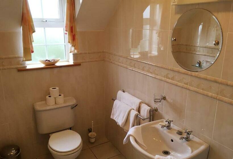패밀리 룸, Michaeleen's Manor B&b