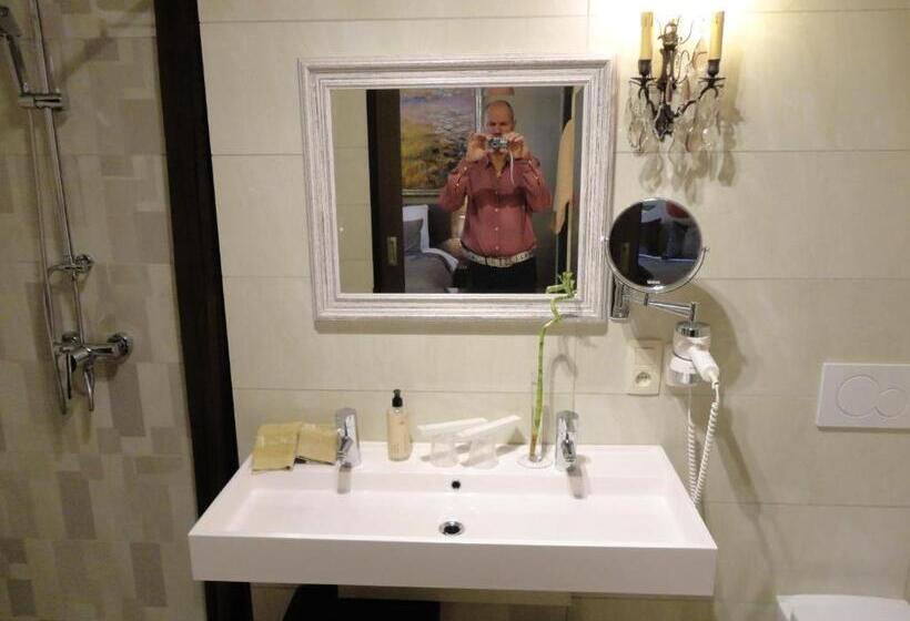 غرفة ديلوكس, Art Of Dreams Deluxe 4 Stars