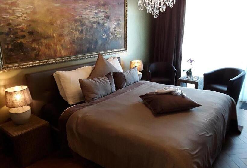 Номер Deluxe, Art Of Dreams Deluxe 4 Stars