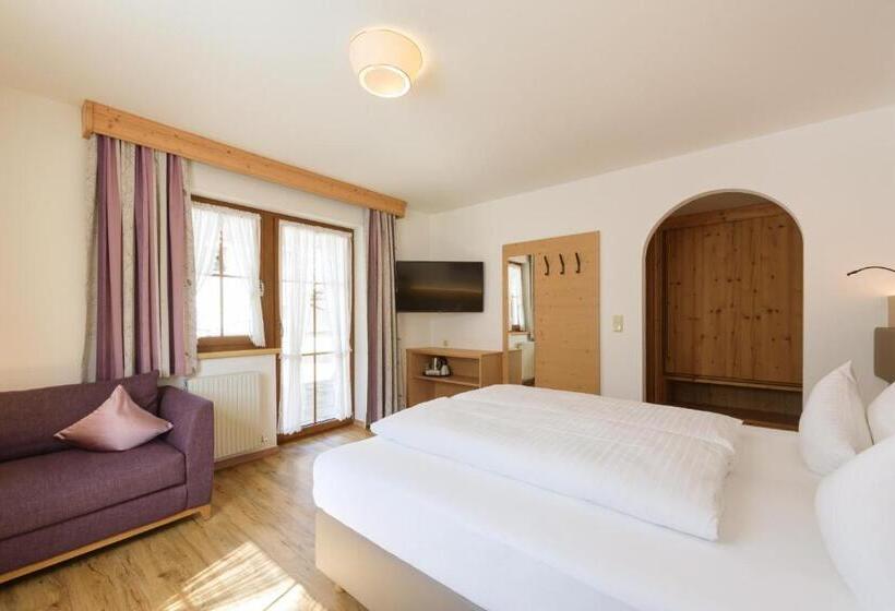 اتاق استاندارد با بالکن, Landhaus Strolz