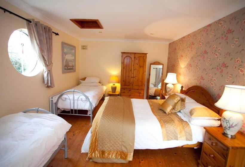 سوییت خانوادگی, Evergreen Bed & Breakfast
