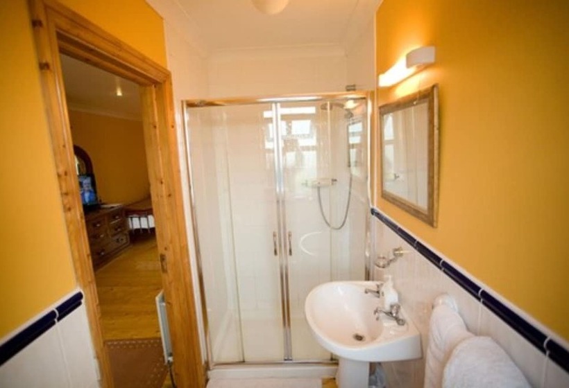 اتاق استاندارد, Evergreen Bed & Breakfast