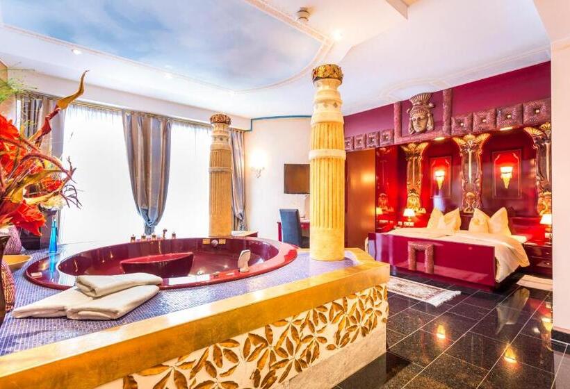 Люкс с гидромассажем, Schlosshotel Lacknerhof