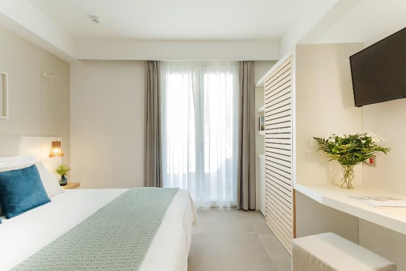 Suite, Ayoba Santorini