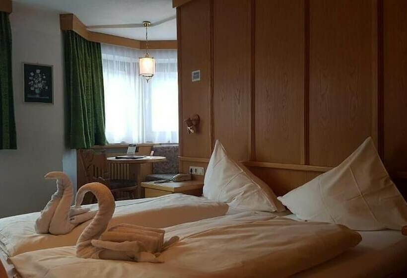 Номер Стандарт, Lärchenhof