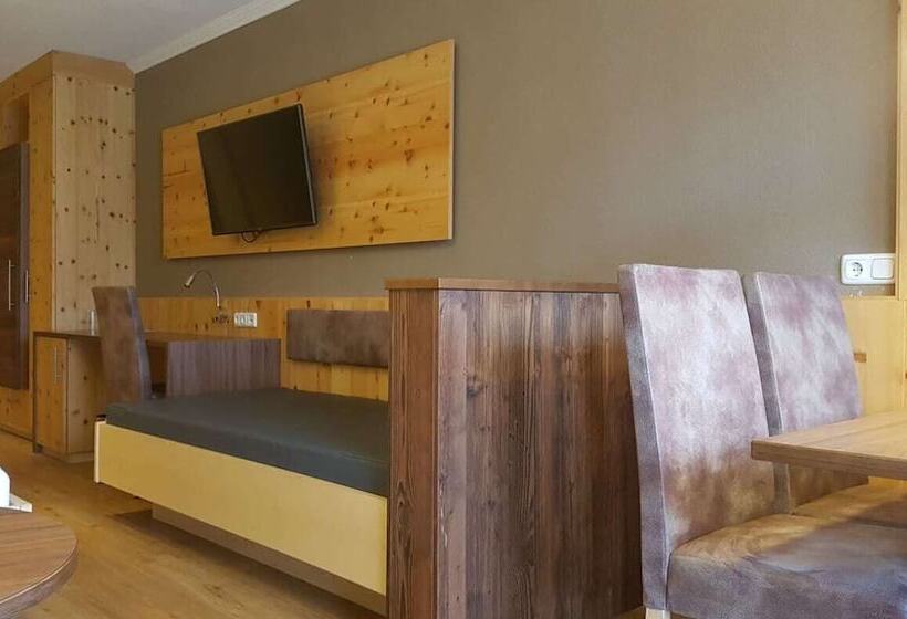 Номер Стандарт Трехместный, Lärchenhof