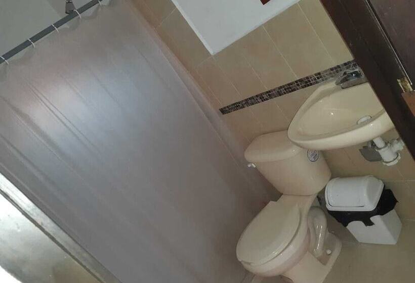 اتاق استاندارد سه نفره, Suites Ripoll Córdoba