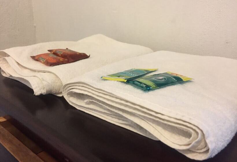اتاق استاندارد سه نفره, Suites Ripoll Córdoba