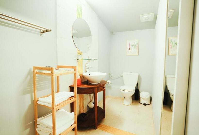 Quarto Triplo Estandar, Ibex Unique Desert Inn