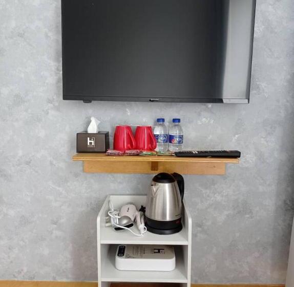 اتاق سوپریور چهار تخته, Double H Boutique
